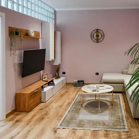 Hata Luxury Lägenhet Shkodër